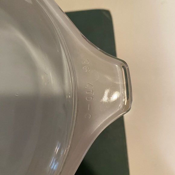 Vintage 1970s Pyrex Homestead 1.5Q Casserole Dish with Lid - Picture 7 of 8